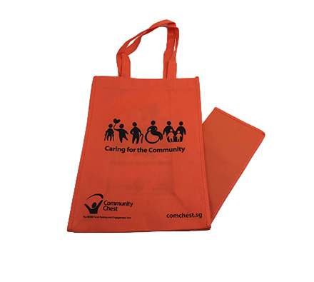 Bag with cardboard base