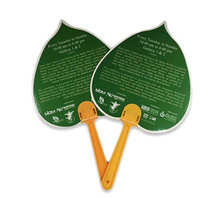 Common handle paper fan