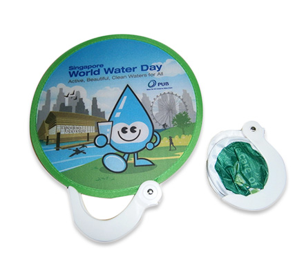 Polyester foldable fan