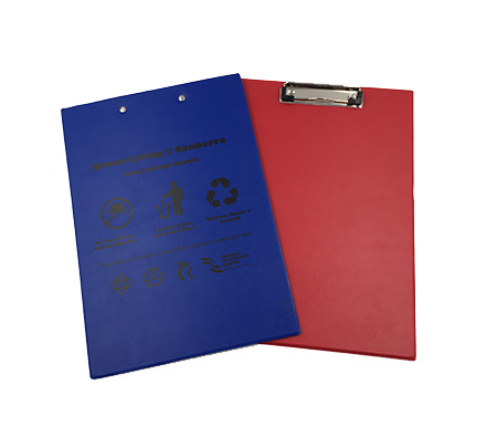 Plastic clipboard