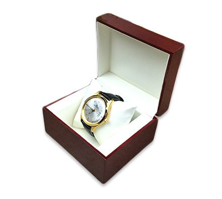 Wooden watch box